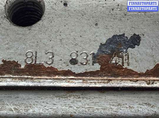 купить Петля двери передней левой на Volkswagen Passat Passat B5 (3B) 1996-2000