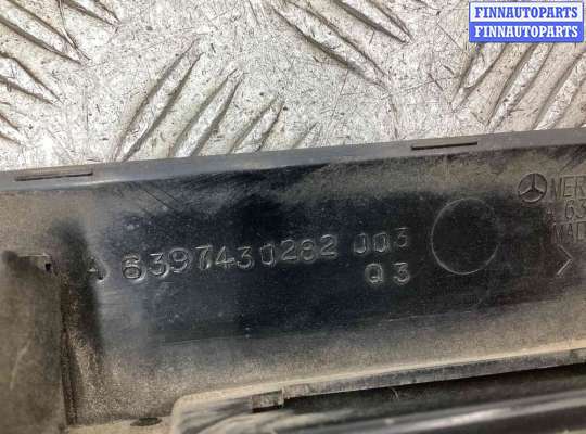 купить Накладка подсветки номера на Mercedes Vito Vito (W639) 2010-2014 рестайлинг