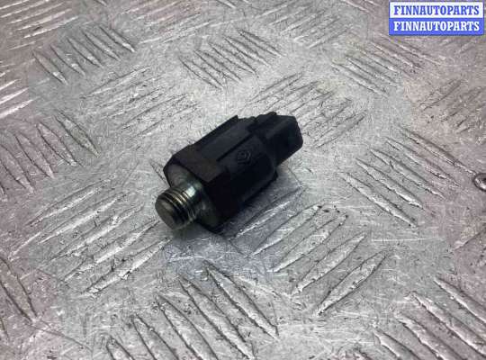 Купить Датчик детонации на Renault Kangoo Kangoo I 2003-2007 рестайлинг Датчик детонации RN1570139 на Renault Kangoo Kangoo I 2003-2007 рестайлинг