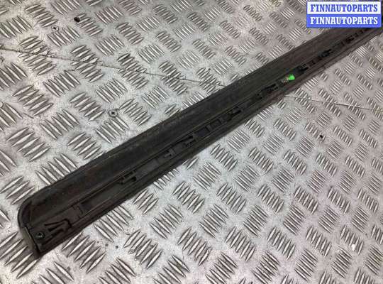 купить Молдинг двери передней левой на Audi A4 A4 B7 (8EC, 8ED) 2004-2008