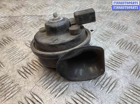 купить Сигнал (клаксон) на Audi A4 A4 B6 (8EC, 8E5) 2000-2004