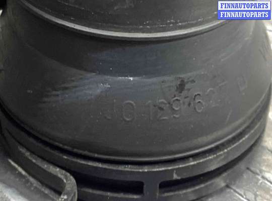 купить Патрубок турбины на Volkswagen Golf Golf V (1K) 2004-2009