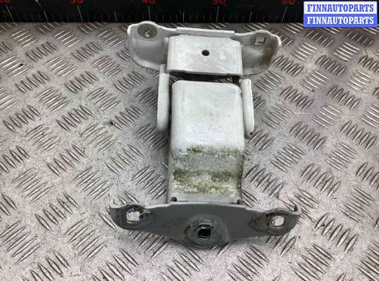 купить Петля двери задней правой на Renault Trafic Trafic II 2001-2014