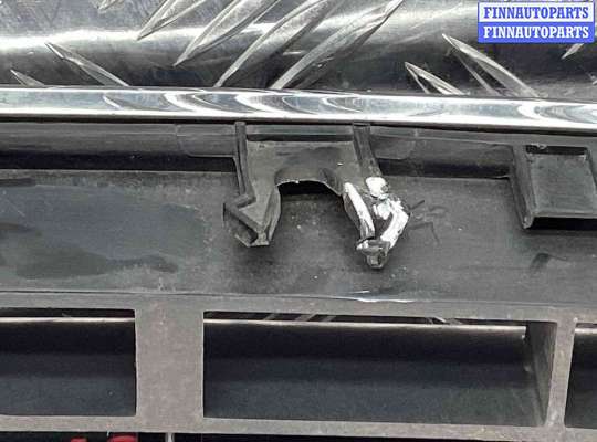 купить Заглушка (решетка) в бампер на Audi A6 A6 C5 (4B) 2001-2004 рестайлинг