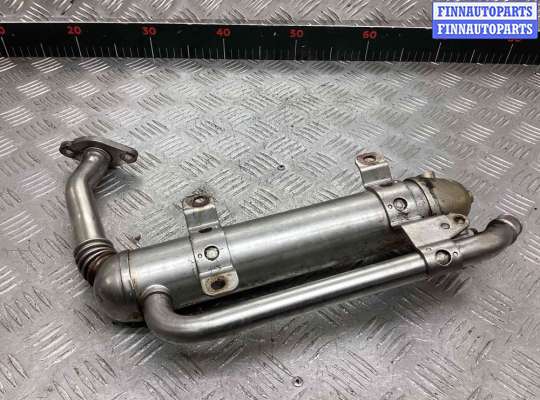 Патрубок (трубка, шланг) на Volkswagen Caddy III (2K)