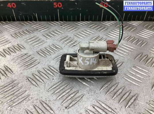 купить Повторитель передний левый на Nissan X-Trail X-trail (T30) 2004-2007 рестайлинг