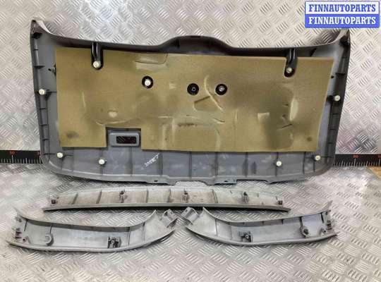 купить Обшивка крышки багажника на Mazda Premacy Premacy I (CP) 1999-2005