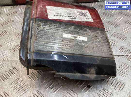Фонарь задний левый VG2452024 на Volkswagen Passat Passat B3 1988-1993