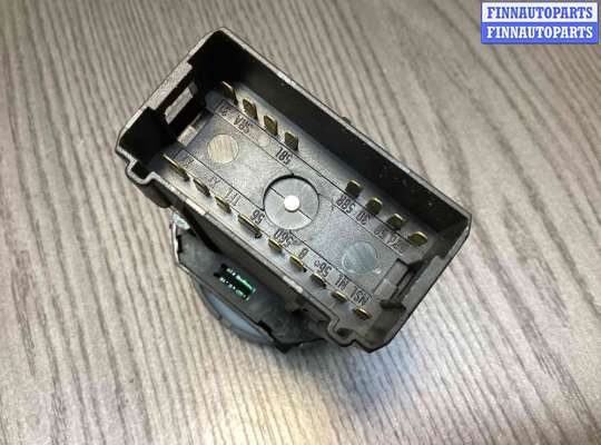 купить Переключатель света на Volkswagen Golf Golf IV (1J) 1997-2004