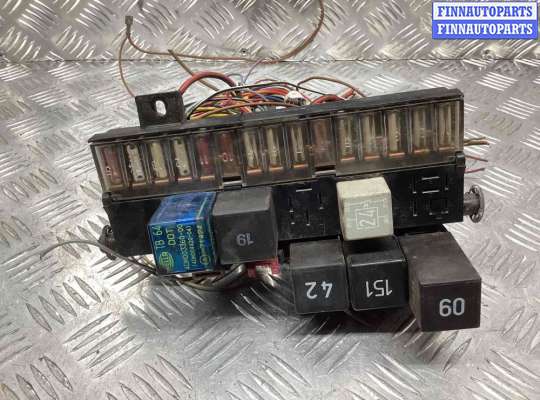 купить Блок предохранителей на Volkswagen Jetta Jetta II 1984-1992