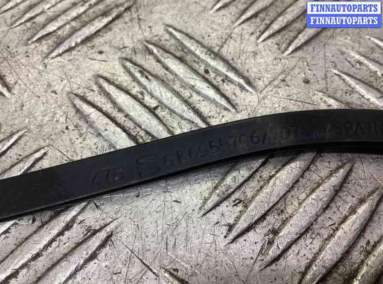 Поводок дворника на SEAT Ibiza II (6K1)