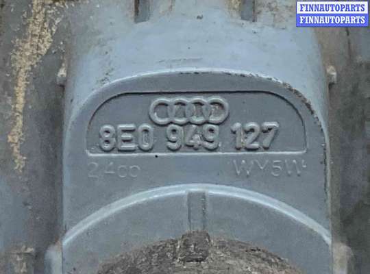 купить Повторитель передний правый на Audi A6 A6 C5 (4B) 2001-2004 рестайлинг