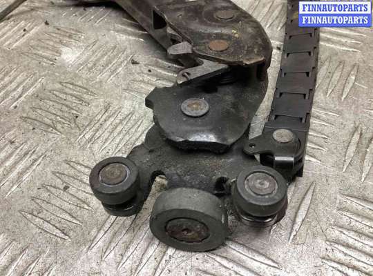 купить Ролик двери сдвижной на Chrysler Voyager Voyager IV (RG) 2001-2008