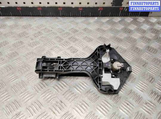 Ручка двери наружная на Mercedes-Benz Sprinter (906)