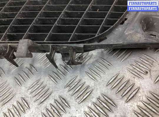 купить Заглушка (решетка) в бампер передний на Opel Vectra Vectra C 2002-2005