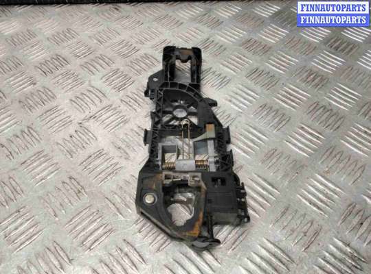 купить Скелет ручки наружной передней левой на Volkswagen Passat Passat B6 (3C) 2005-2010