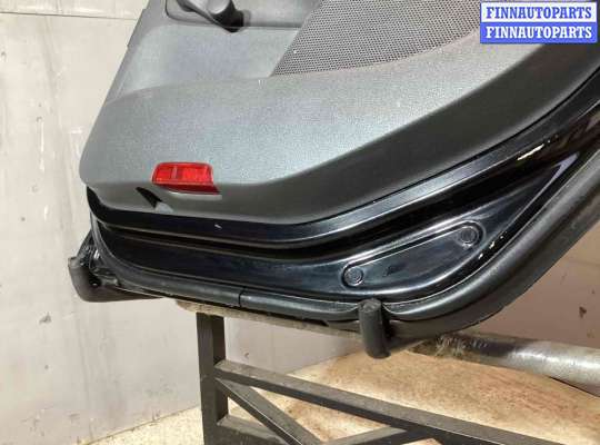 купить Дверь задняя правая на Volkswagen Golf Golf V (1K) 2004-2009