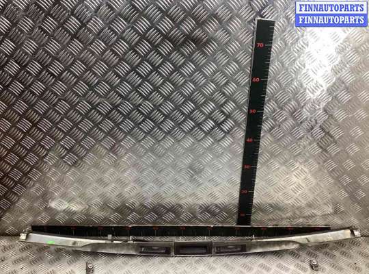 купить Накладка подсветки номера на Opel Zafira Zafira B 2005-2008
