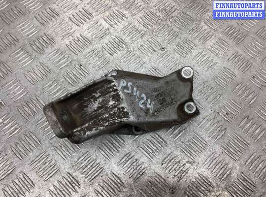 Кронштейн двигателя VG2672329 на Volkswagen Passat Passat B5 (3B) 1996-2000