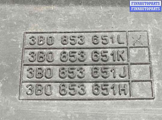 купить Решетка радиатора на Volkswagen Passat Passat B5+ (3B) 2000-2005 рестайлинг