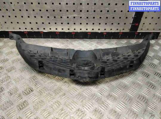 купить Решетка радиатора на Mazda 6 6 I (GG) 2002-2005