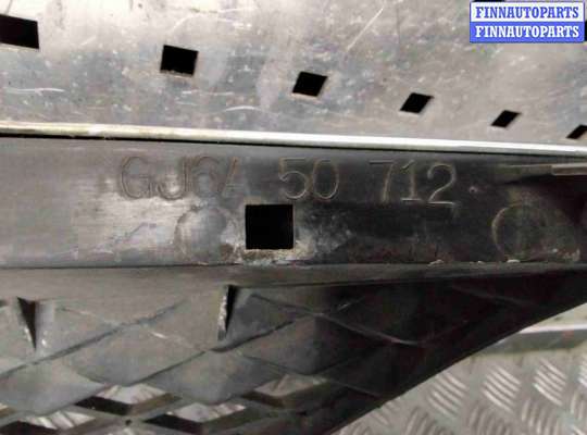 купить Решетка радиатора на Mazda 6 6 I (GG) 2002-2005