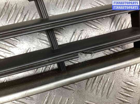 купить Заглушка (решетка) в бампер передний на Volkswagen Passat Passat B6 (3C) 2005-2010