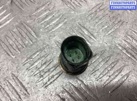 купить Датчик температуры охлаждающей жидкости на Volkswagen Passat Passat B5+ (3B) 2000-2005 рестайлинг