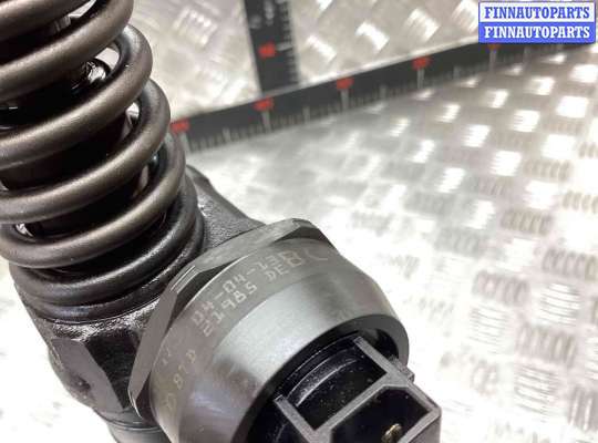 Форсунка топливная на Volkswagen Touran I (1T)