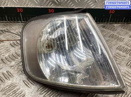 купить Поворотник правый на Audi A3 