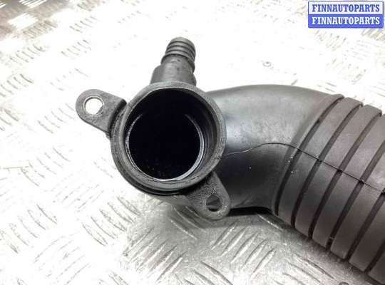 купить Патрубок турбины на Volkswagen Passat Passat B5+ (3B) 2000-2005 рестайлинг