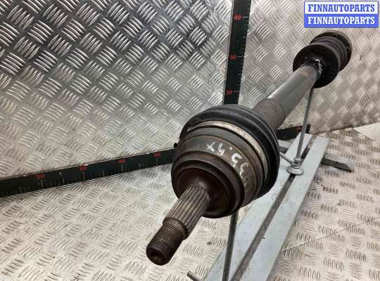 Приводной вал (Полуось в сборе) на Volkswagen Passat B4 (3A)