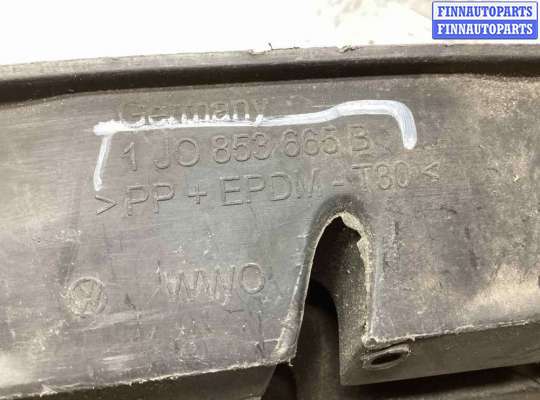 купить Заглушка (решетка) в бампер передний на Volkswagen Golf Golf IV (1J) 1997-2004