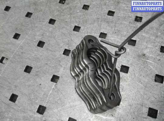 купить Скоба (кронштейн) крепления форсунки на Audi A6 A6 C6 (4F) 2004-2008