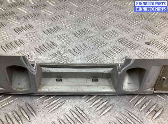 купить Накладка подсветки номера на Kia Sorento Sorento I (JC/BL) 2002-2006