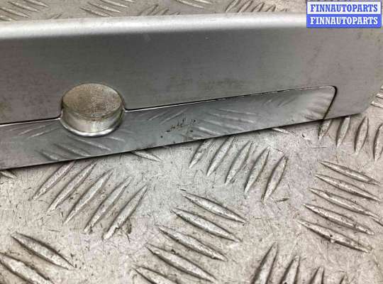 купить Накладка подсветки номера на Kia Sorento Sorento I (JC/BL) 2002-2006