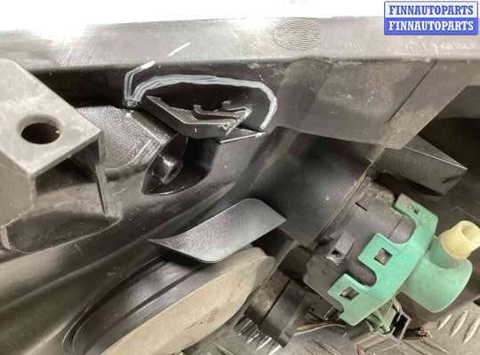 Фара передняя на Renault Scenic II