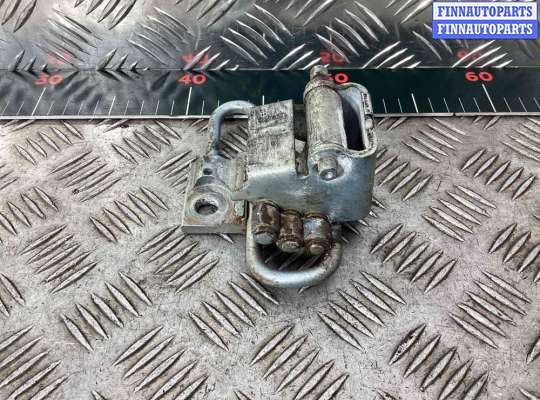 купить Петля двери передней левой на Volkswagen Passat Passat B5+ (3B) 2000-2005 рестайлинг