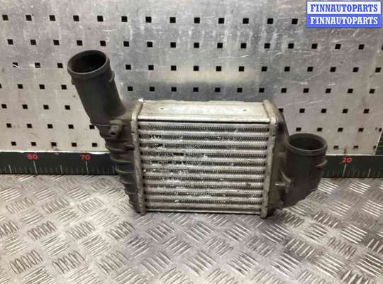 Интеркулер на Audi A4 (8D, B5)