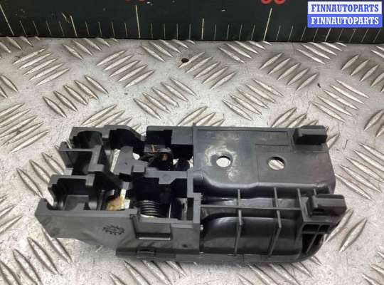 купить Ручка внутренняя задняя правая на Toyota Avensis Avensis II (T250) 2003-2008