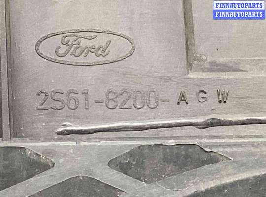 купить Решетка радиатора на Ford Fiesta Fiesta V 2001-2008