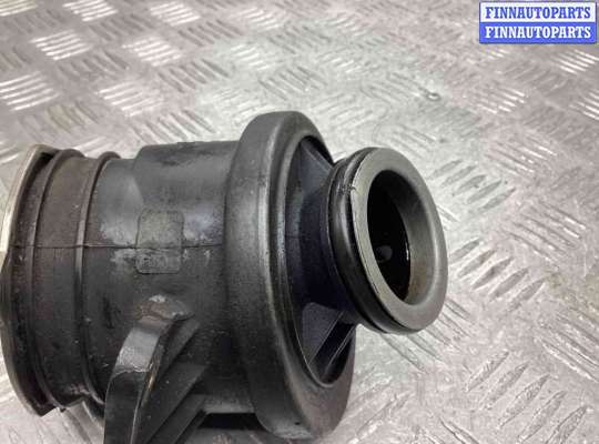 купить Патрубок турбины на Mercedes C C (W203) 2000-2004