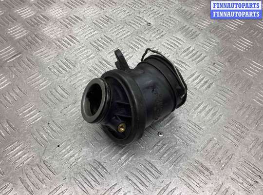 купить Патрубок турбины на Mercedes C C (W203) 2000-2004