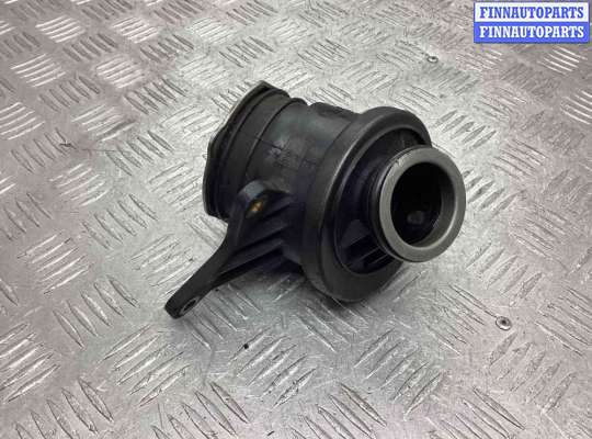 купить Патрубок турбины на Mercedes C C (W203) 2000-2004