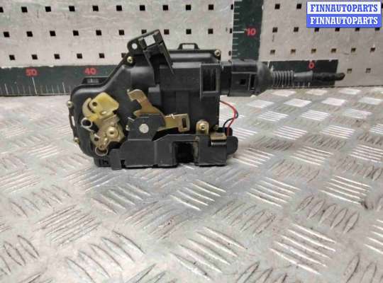 купить Замок двери передней левой на Audi A4 A4 B6 (8EC, 8E5) 2000-2004