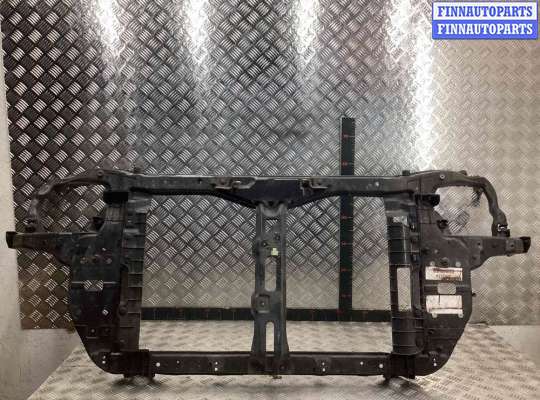 Панель передняя (телевизор) на Kia Carens II (UN)