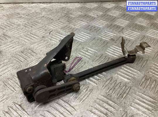 купить Датчик положения кузова на Volkswagen Passat Passat B5+ (3B) 2000-2005 рестайлинг