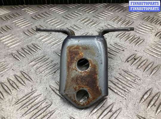 купить Петля двери передней левой на Mazda 3 3 I (BK) 2003-2009