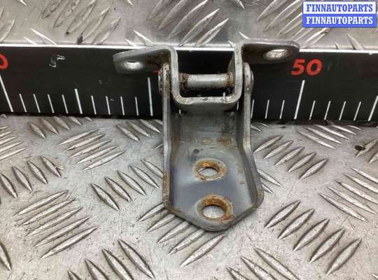 купить Петля двери передней правой на Mazda 3 3 I (BK) 2003-2009