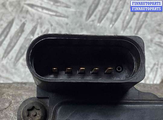 купить Расходомер воздуха на Audi A6 A6 C5 (4B) 2001-2004 рестайлинг